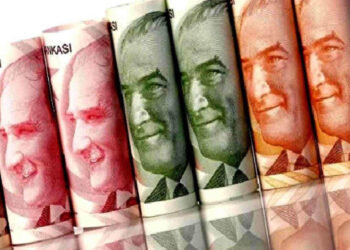Ünlü ekonomistten büyük iddia: Yeni banknotlar mı geliyor?