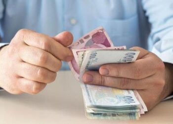 Emeklilere Ocak’ta ‘ek gösterge’ zammı geliyor