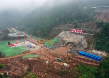 Chengdu-Chongqing ekonomik çevresinin inşası son hızla sürüyor