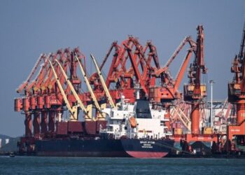 Çin’in Qinzhou Limanı Ocak-Kasım’da dış ticarette güçlü büyüme bildirdi