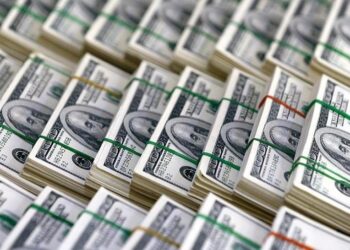 5 ekonomist birden yanıtladı: İşte 2023 sonu dolar kuru tahminleri