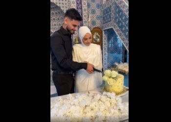 Camide tepki çeken düğün: Mihrap önünde pasta kestiler