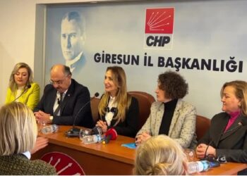 CHP’li Nazlıaka: İktidar yürüyüşümüzü safları sıklaştırarak sürdürüyoruz