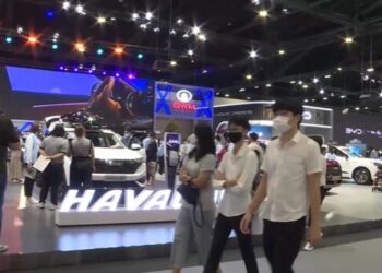 Çin yapımı elektrikli araçlar Tayland otomobil fuarında ilgi çekiyor