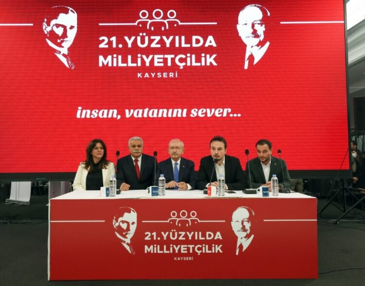 Kılıçdaroğlu, ‘Ülkücü kanaat önderleri’ ile bir araya geldi