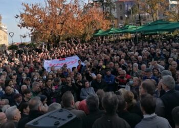 İmamoğlu’na memleketi Trabzon’dan destek