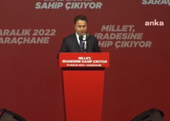 Ali Babacan: Bu hukuksuzluğu reddediyorum