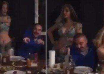 AKP’nin ilçe başkanı milletvekilinin bürosunda dansöz oynattı