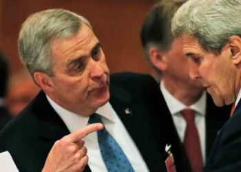 Emekli Korgeneral Douglas Lute: Rusya’ya yaptırımlarda Türkiye istisna!