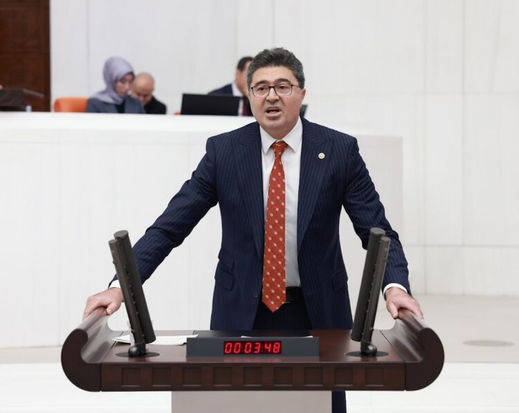 Ensar Aytekin meclis kürsüsünden 20 yıllık AKP karnesini açıkladı: Bu bir veda bütçesidir