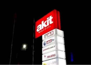 Akit, cemaat ve AKP’yi ‘mağdur’ ilan etti