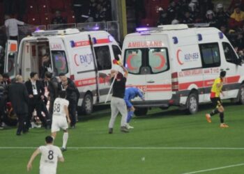 Altay kalecisi okuduğu mektup sonrası saldırganı affetti