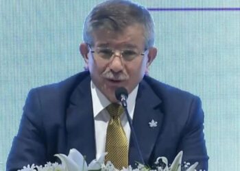 Ahmet Davutoğlu’ndan ‘İstanbul Sözleşmesi’ çıkışı