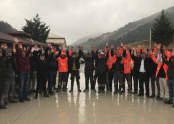 Eczacıbaşı 243 işçiyi işten çıkardı