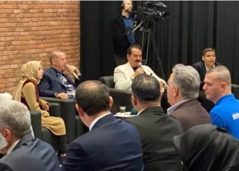 Erdoğan, İbrahim Tatlıses ile türkü söyledi