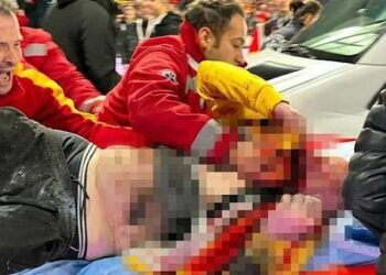 İşaret fişeği ile yaralanan taraftar şikayetçi oldu