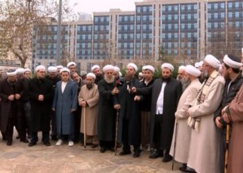 Hiranur Vakfı’nın kaçak yapıları için işlem yapmayan AKP’li başkana suç duyurusu