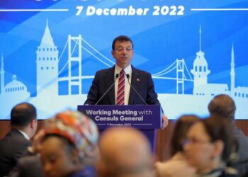 İmamoğlu, 2023’ü işaret etti: ‘Dönüm noktası’
