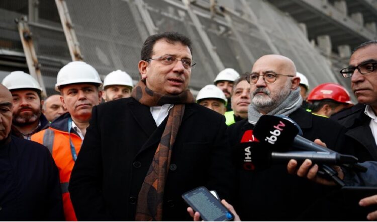 Karaköy 7000 metrekarelik meydana kavuşacak