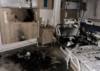 Hastanede yangın paniği: 8 hasta dumandan etkilendi