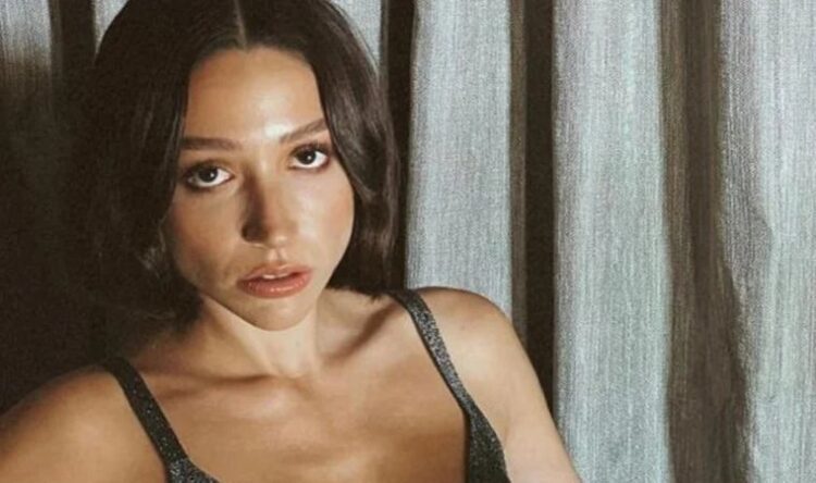 Şarkıcı Zeynep Bastık’tan kötü haber: Konser veremeyecek…