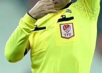 Eski hakemden CHP aleyhine skandal paylaşım!