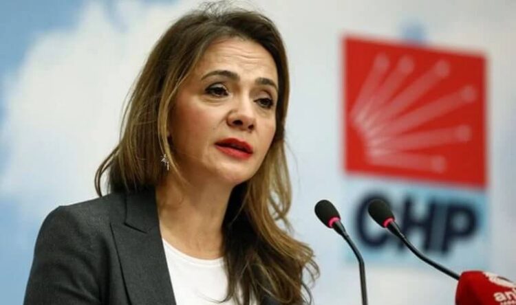 CHP’li Akkuş İlgezdi: Sağlıkçıları ayırmaktan vazgeçin