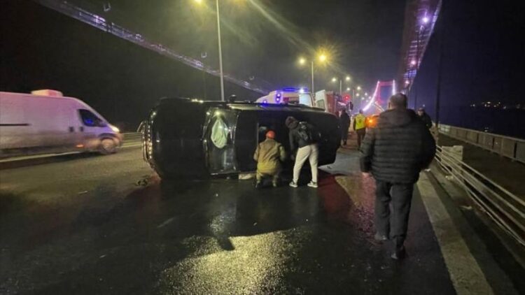 FSM Köprüsü’nde zincirleme trafik kazası