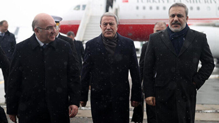 Hulusi Akar’dan Suriye Savunma Bakanı ile görüşme sonrası ilk açıklama