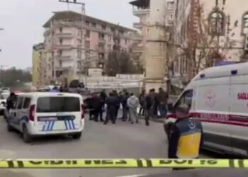 Batman’da bir esnaf, üç DEDAŞ personelini silahla rehin aldı!