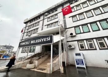 Tunceli Belediyesi’nin elektriği kesildi