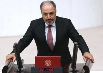 Yeneroğlu: ‘Tarikat ve cemaatler kapatılsın’ denmesine karşıyım