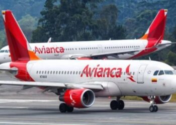 Havalimanında dehşet: Uçakta iki ceset bulundu