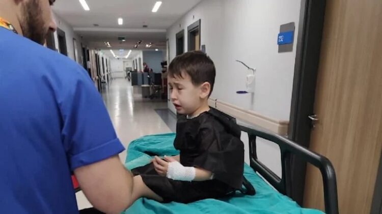 6 saat süren ameliyatta skandal! Bademciklerini almayı unuttular