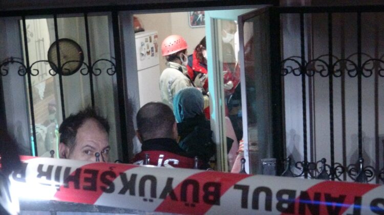 Avcılar’da yalnız yaşayan kadın ölü bulundu