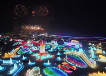 Çin’in kar ve buz turizminin 2025’e kadar 520 milyon turist çekmesi bekleniyor