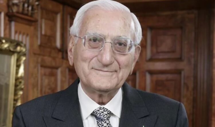 Ünlü iş insanı yaşamını yitirdi