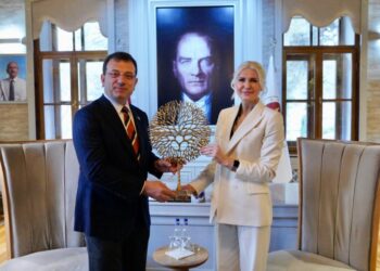 İmamoğlu’na Bilecik gezisinde eşlik eden Başkan Vekili sosyal medyada gündem oldu
