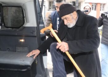 Eşini ve oğlunu öldüren 86 yaşındaki emekli asker tutuklandı