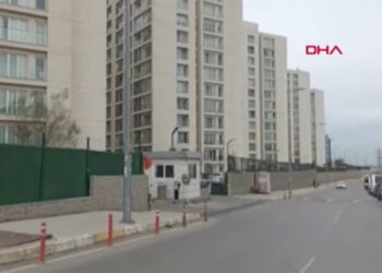 İstanbul Sancaktepe’de bir evde 3’ü çocuk 4 kişi ölü bulundu