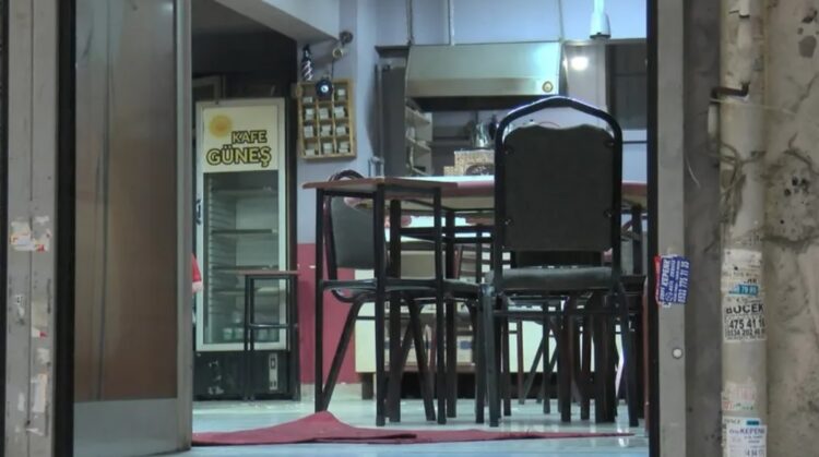 Husumetlisini vurmaya gitti, başkasını öldürüp kaçtı