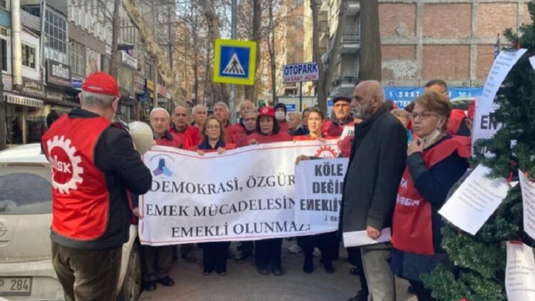 Emeklilerin asgari ücret oranında zam talebi: Köle değil emekliyiz