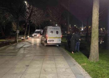 Küçükçekmece Gölü’nde erkek cesedi bulundu
