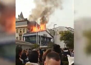 Sultanahmet’te restoranda yangın