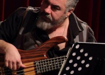 Müzisyen Hakan Yelbiz hayatını kaybetti