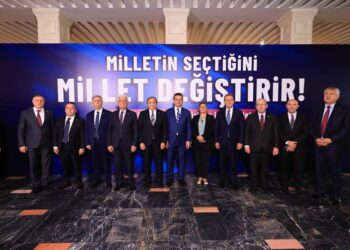 CHP’li başkanlar ‘Haysiyet Duvarı’nda bir araya geldi: ‘Başaramayacaklar’