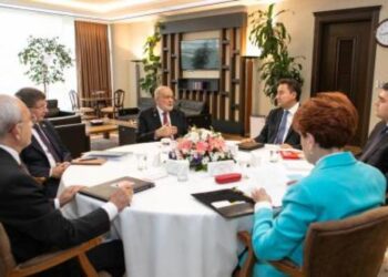 6’lı masa bugün toplanıyor: Aday kim olacak?