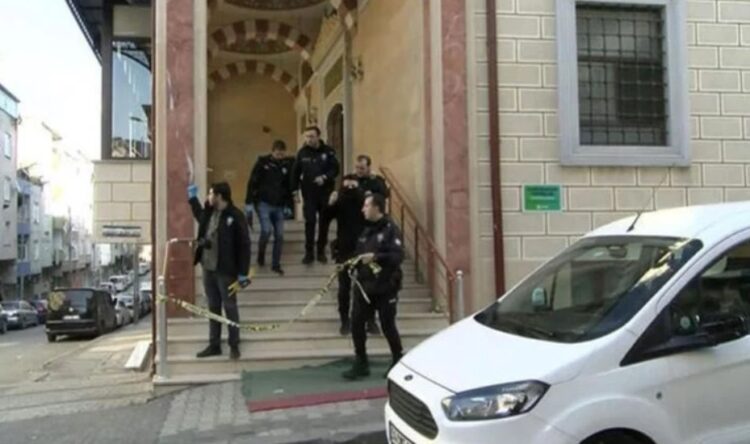 Namaz kılarken vurdu, PKK’yla suçladı