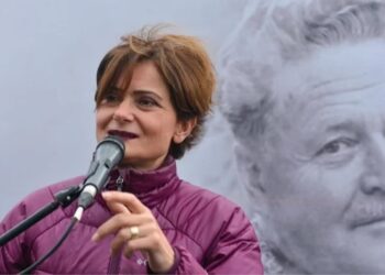 Kaftancıoğlu: Nazım Hikmet şiiri okuduğum için ekstradan 9 ay ceza aldım