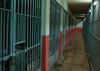 Cezaevlerinde her şey sil baştan: Yönetmelikle bütün kurallar değişti!